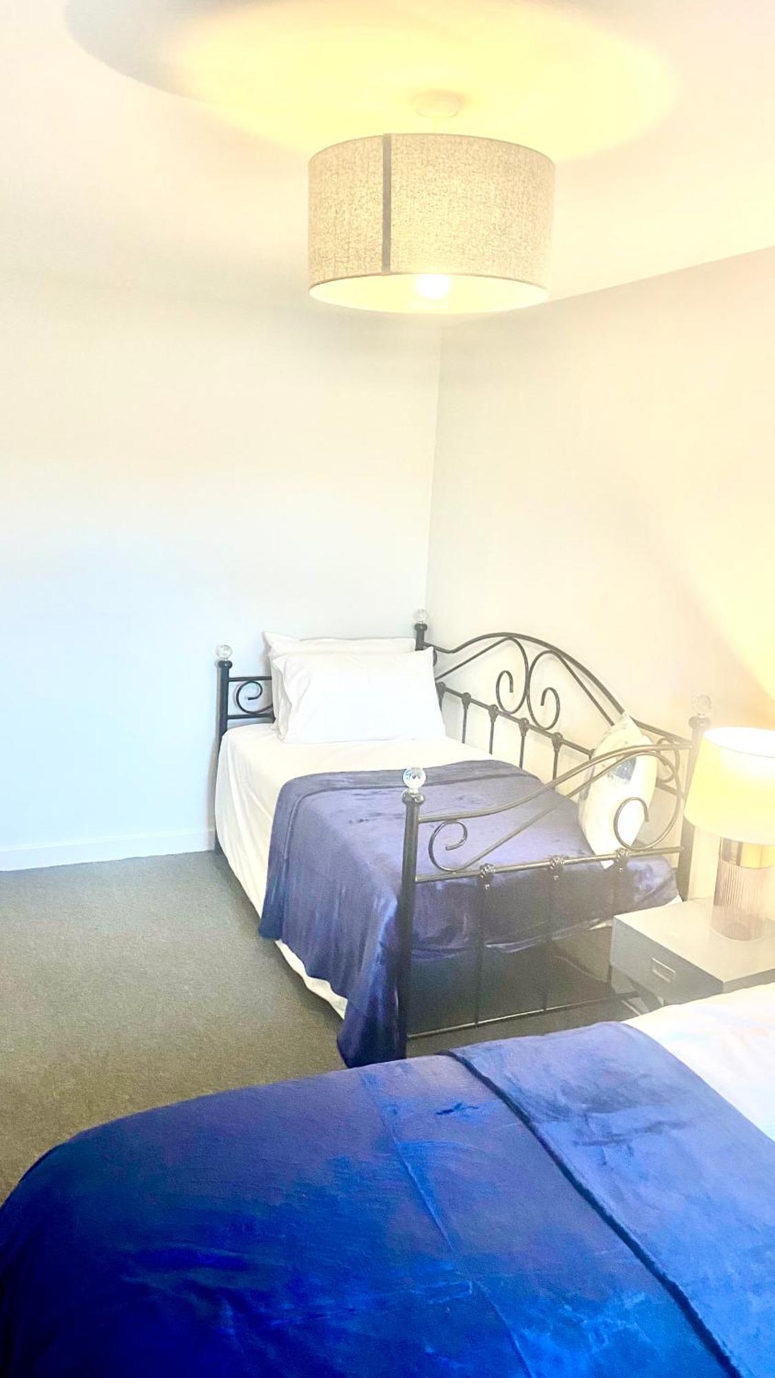 Spacious 1 Bedroom Apartment In Wigan Shevington Екстер'єр фото